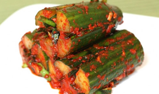 Kim chi dưa chuột kiểu Hàn Quốc là món ăn dễ làm, phù hợp với phong cách ăn của người Việt. Ảnh nguồn: Tuấn Đạt.