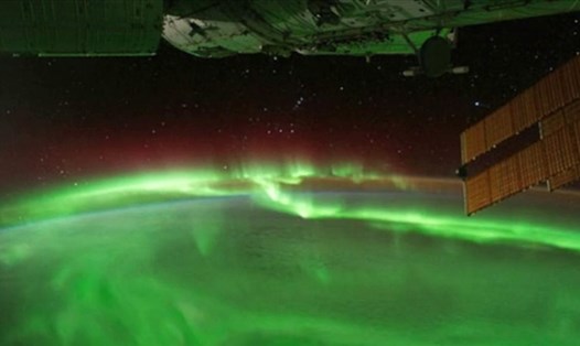 Trạm vũ trụ quốc tế ISS đi qua vùng dị thường ở Nam Đại Tây Dương. Ảnh: Sky News
