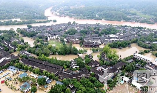 Thị trấn cổ Hoàng Long Khê có lịch sử hơn 2.000 năm ở Thành Đô, tỉnh Tứ Xuyên, bị ngập hôm 18.8. Ảnh: China News Service