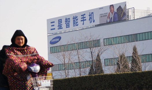 Nhà máy sản xuất điện thoại thông minh của Samsung tại Thiên Tân, Trung Quốc, đóng cửa vào tháng 1.2019. Ảnh: AFP