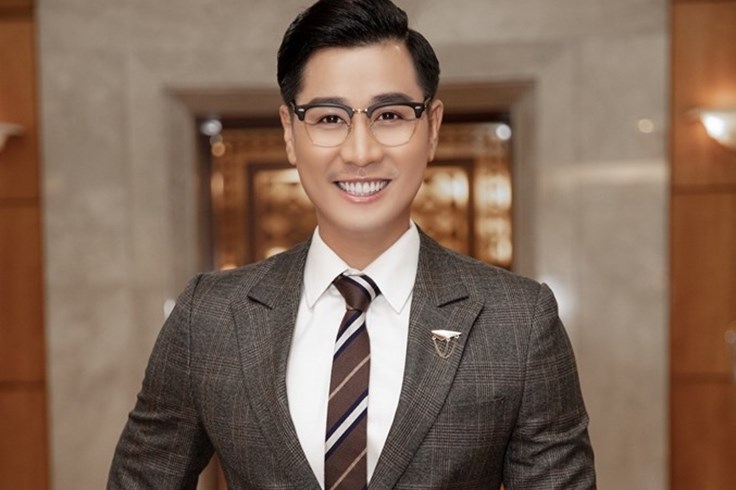 Nguyên Khang “lột xác" trong hình ảnh lịch lãm Nguyên Khang “lột xác" trong hình ảnh lịch lãm
