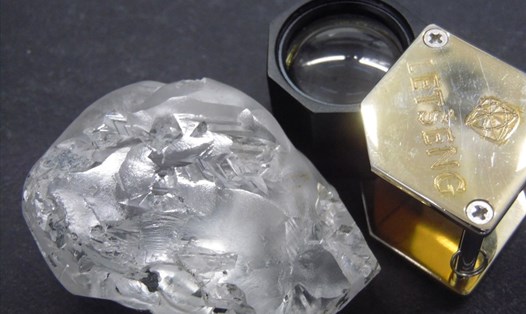 Viên kim cương khổng lồ 442 carat. Ảnh: Gem Diamonds.