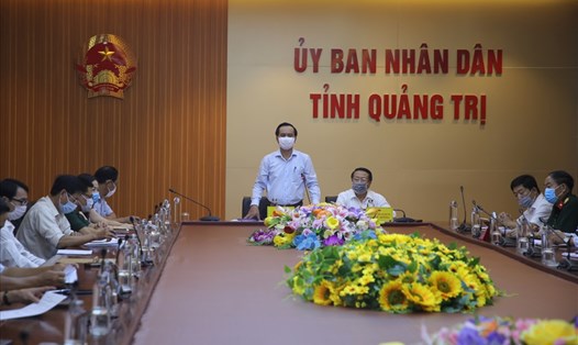 Cuộc họp của Ban Chỉ đạo Phòng, chống dịch COVID-19 tỉnh Quảng Trị. Ảnh: Hưng Thơ