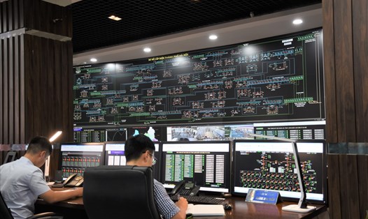 Trung tâm Điều độ Hệ thống điện TP Hà Nội tăng cường ứng trực đảm bảo điện.