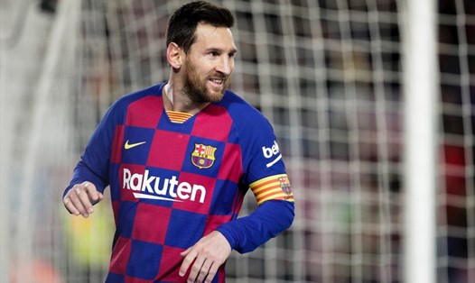 Messi sẽ ra sân tập để Barcelona không có cớ nói xấu về việc anh vi phạm hợp đồng. Ảnh: Getty.