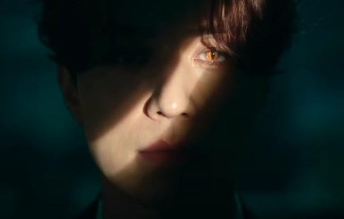 Nam diễn viên Lee Dong Wook đẹp ma mị trong bộ phim Hàn Quốc - Chuyện về cửu vỹ hồ". Ảnh: Mnet.