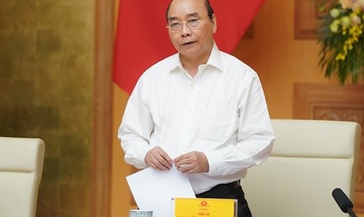 Thủ tướng Nguyễn Xuân Phúc phát biểu kết luận phiên họp - Ảnh: VGP/Quang Hiếu