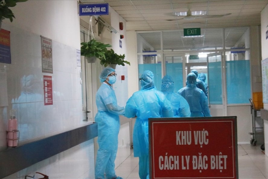 Bệnh viện C Đà Nẵng thực hiện cách ly vì ca nghi mắc COVID-19 (ảnh chụp chiều 24.7). Ảnh: Thuỳ Trang