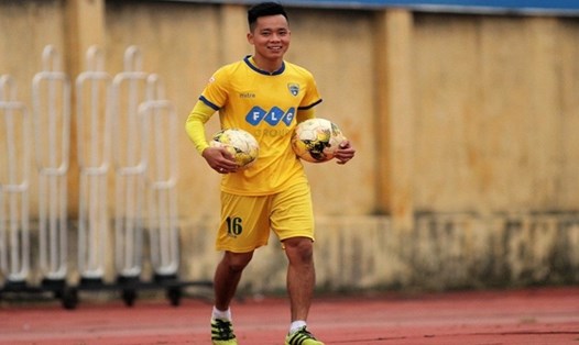 Cựu tiền đạo U23 Việt Nam Lê Thanh Bình sẽ là sự bổ sung cần thiết nơi hàng công của Bình Định. Ảnh: T.L