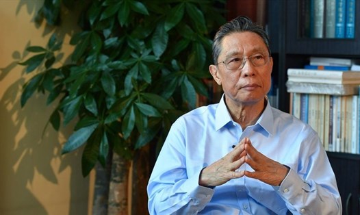 Ông Chung Nam Sơn được đề cử nhận Huân chương Cộng hoà vì đóng góp lớn trong cuộc chiến chống COVID-19 ở Trung Quốc. Ảnh: Tân Hoa Xã