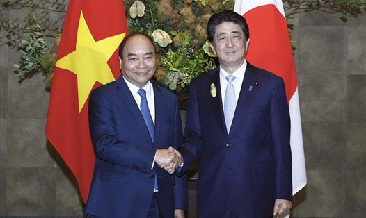 Thủ tướng Nguyễn Xuân Phúc và Thủ tướng Nhật Bản Abe Shinzo. Ảnh: VGP.