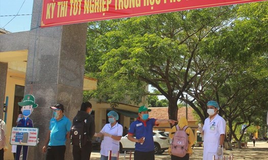 Cả điểm trường ở Quảng Ngãi phải dừng thi tốt nghiệp THPT vì có 48 thí sinh là F2. Ảnh minh họa: Huyền Trang