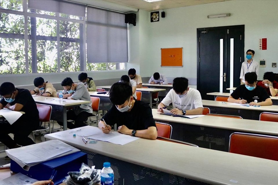 Xét tuyển sinh đại học bằng công cụ test nhanh thí sinh Xét tuyển sinh đại học bằng công cụ test nhanh thí sinh