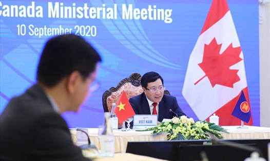 Phó Thủ tướng, Bộ trưởng Ngoại giao Phạm Bình Minh đã dẫn đầu đoàn Việt Nam dự hội nghị Bộ trưởng Ngoại giao ASEAN-Canada. Ảnh: Bộ Ngoại giao.