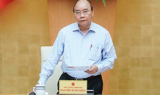 Thủ tướng Nguyễn Xuân Phúc chủ trì cuộc họp. Ảnh: VGP/Quang Hiếu
