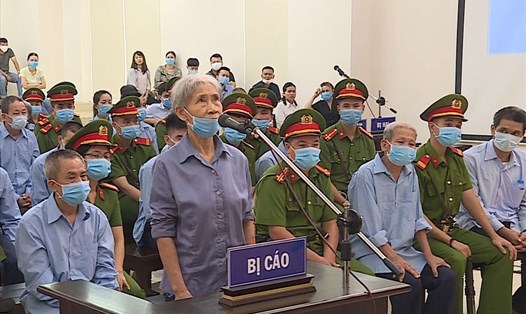 Phiên toà sơ thẩm xét xử vụ án Giết người, Chống người thi hành công vụ ở xã Đồng Tâm, huyện Mỹ Đức, Hà Nội. Ảnh: Việt Trung.