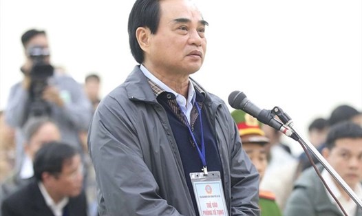 Bị cáo Văn Hữu Chiến - cựu Chủ tịch Đà Nẵng tại phiên tòa sơ thẩm. Ảnh: TTXVN.