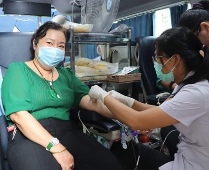 CNVCLĐ Quận 5 trong ngày hội hiến máu. Ảnh Đức Long
