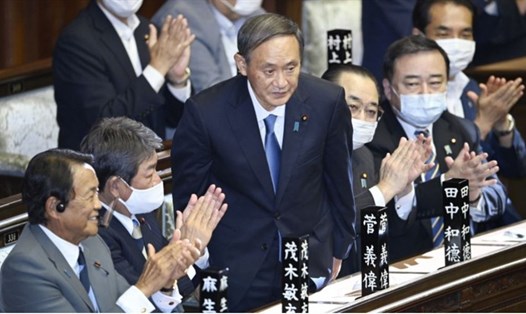 Chánh Văn phòng Nội các của Thủ tướng Nhật Bản Abe Shinzo chính thức trở thành Thủ tướng thứ 99 của Nhật Bản sau cuộc bỏ phiếu tại Quốc hội nước này chiều 16.9. Ảnh: Kyodo.