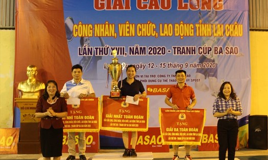 Giải cầu lông công nhân viên chức lao động tỉnh Lai Châu lần thứ XVII năm 2020. Ảnh: Quàng Thuỷ
