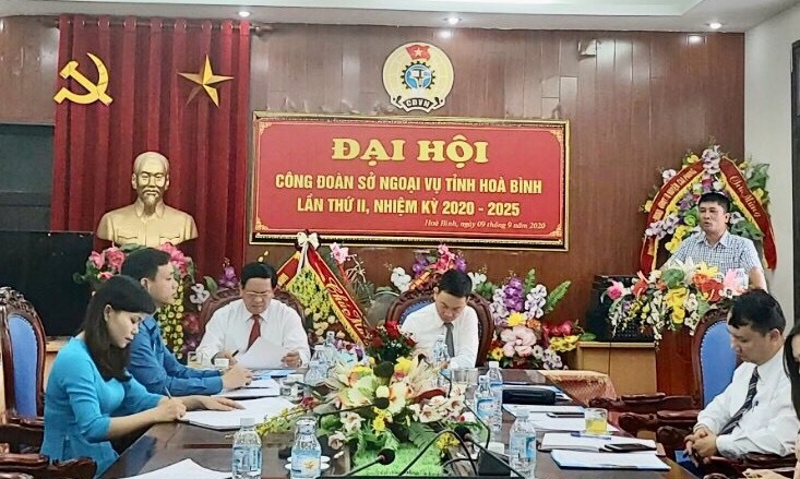 Công đoàn Sở Ngoại vụ tỉnh Hòa Bình tổ chức Đại hội lần thứ II. Ảnh: Mạnh Cường.