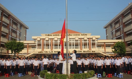 Lễ khai giảng năm học 2019 - 2020 ở 1 trường trong tỉnh Long An. Ảnh: K.Q