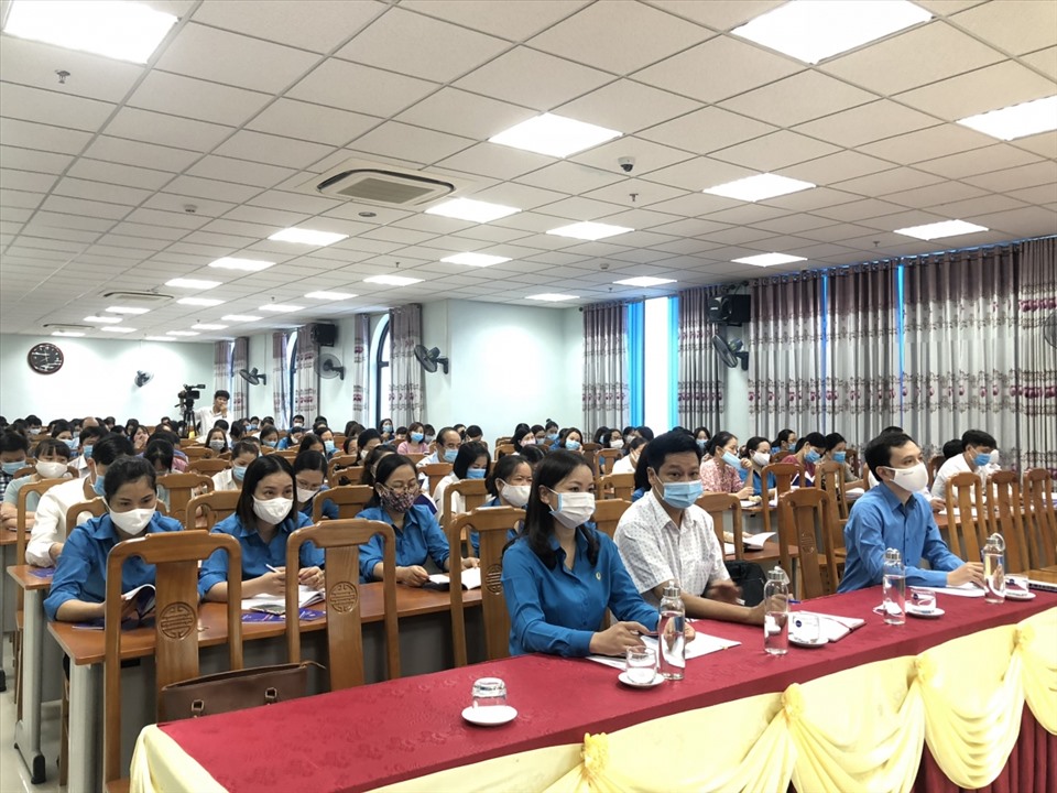 Toàn cảnh hội nghị tập huấn nghiệp vụ công tác công đoàn của Liên đoàn Lao động thành phố Bắc Giang. Ảnh: Bùi Văn Khước.