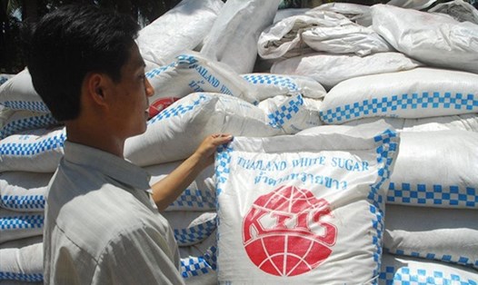 Bộ Công Thương khởi xướng điều tra áp dụng biện pháp chống bán phá giá, chống trợ cấp đối với một số sản phẩm đường nhập khẩu từ Thái Lan. Ảnh minh họa