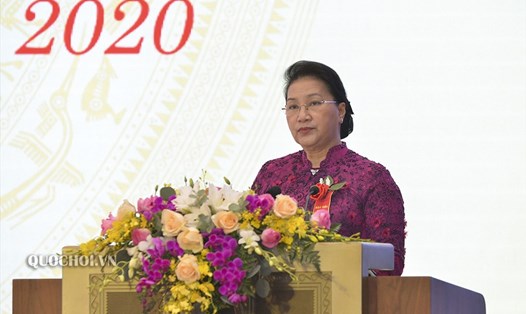Chủ tịch Quốc hội Nguyễn Thị Kim Ngân phát biểu chỉ đạo tại Đại hội Thi đua yêu nước Văn phòng Quốc hội lần thứ IV. Ảnh: QH.