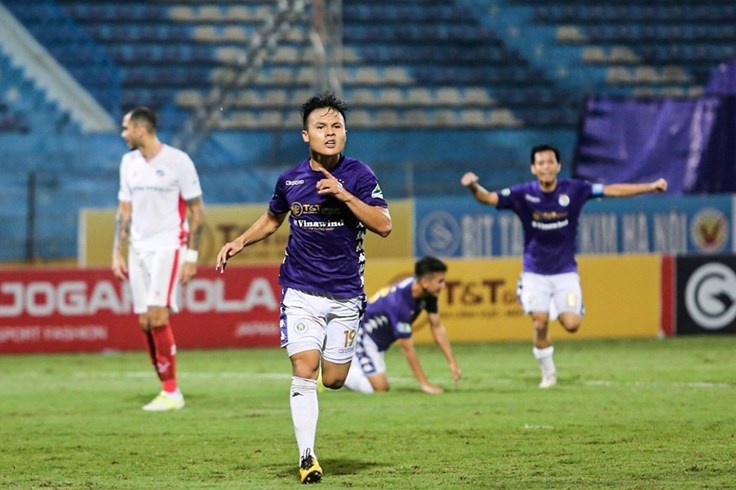 Quang Hải nguy cơ ngồi ngoài ở vòng 12 V.League