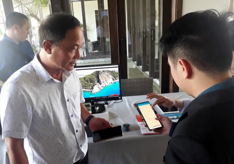 Ứng dụng “APP du lịch thông minh” trên thiết bị di động thông minh là biện pháp kích cầu mang tính nền tảng lâu dài.