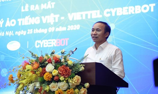 Ông Nguyễn Trọng Đường, Phó Cục trưởng Cục Tin học hóa phát biểu tại lễ ra mắt Nền tảng trợ lý ảo tiếng Việt - Viettel Cyberbot.