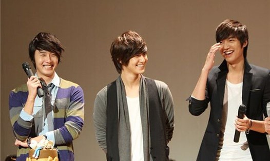 Lee Min Ho, Kim Bum và Jung II Woo là bộ ba thân thiết. Ảnh chụp màn hình.