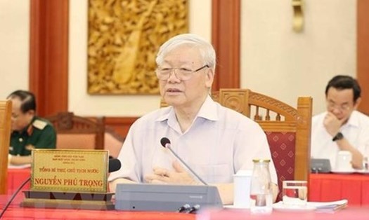 Tập thể Bộ Chính trị dưới sự chủ trì của Tổng Bí thư, Chủ tịch Nước Nguyễn Phú Trọng làm việc với Ban Thường vụ Đảng uỷ Công an Trung ương. Ảnh: TTXVN