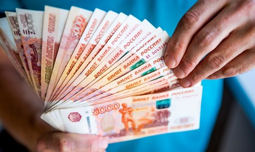 Đồng rúp Nga được xem là một trong những tiền tệ hấp dẫn nhất sau đại dịch COVID-19. Ảnh: Getty