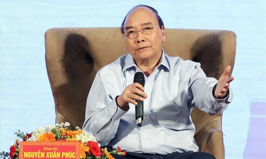 Thủ tướng Nguyễn Xuân Phúc phát biểu tại cuộc đối thoại với nông dân tại TP. Buôn Ma Thuột (Đắk Lắk) ngày 28.9. Ảnh: TTXVN