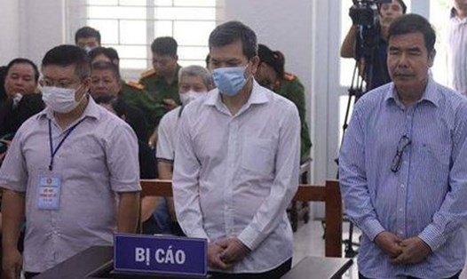 Ba cựu cán bộ Ban Quản lý dự án Nghi Sơn lập quỹ trái phép, tại phiên toà sơ thẩm. Ảnh: V.Dũng