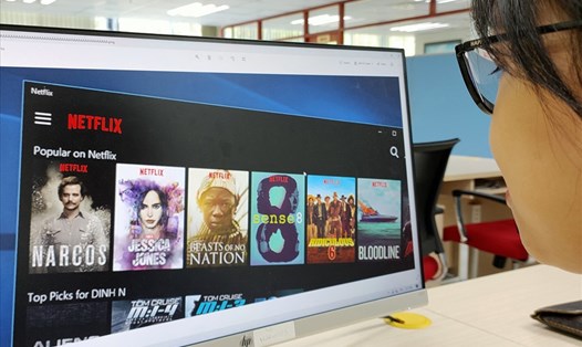Netflix là một trong những dịch vụ phim trực tuyến có doanh thu lớn tại Việt Nam. Ảnh: Thế Lâm.