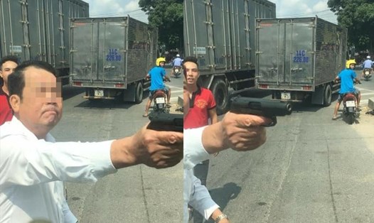 Người đàn ông rút súng doạ tài xế giữa quốc lộ ở Bắc Ninh được camera ghi lại. Ảnh: Như Quỳnh