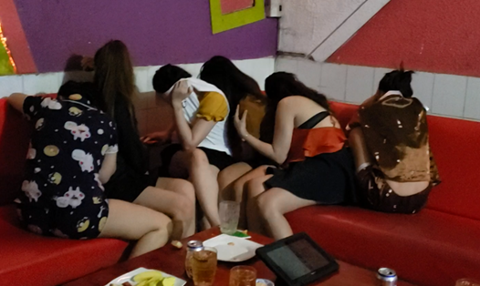 Phòng Cảnh sát hình sự Công an tỉnh Đồng Nai triệt phá một tụ điểm karaoke múa thoát y  tại huyện Long Thành, tỉnh Đồng Nai (Ảnh tư liệu). Ảnh: Minh Châu