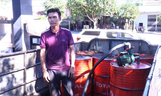 Bắt quả tang đường dây buôn bán dầu diesel giả ở Quảng Ngãi. Ảnh:  Phòng Cảnh sát kinh tế Công an tỉnh Quảng Ngãi