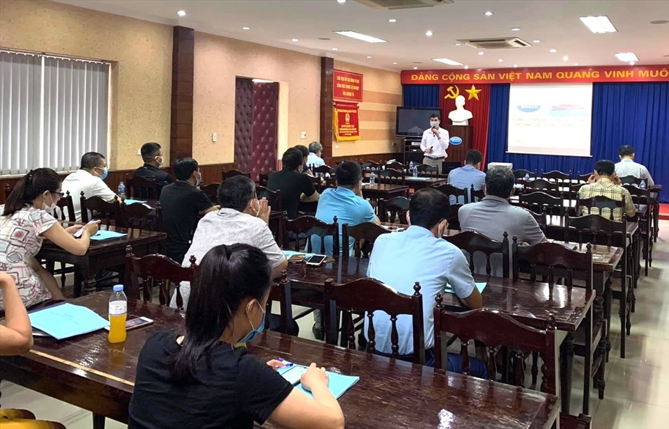Quang cảnh lớp học an toàn vệ sinh lao động do Cty VOSCO tổ chức. Ảnh: Linh Chu