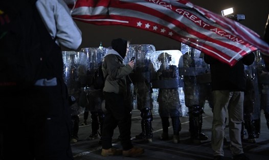Cựu cảnh sát trưởng Điện Capitol đã hé lộ về phản ứng an ninh trong vụ hỗn loạn ngày 6.1 tại tòa nhà Quốc hội Mỹ. Ảnh: AFP.