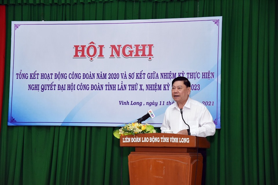 Bí thư Tỉnh ủy Vĩnh Long Trần Văn Rón phát biểu chỉ đạo tại hội nghị. Ảnh: Ngọc Long