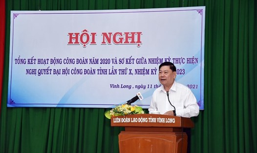 Bí thư Tỉnh ủy Vĩnh Long Trần Văn Rón phát biểu chỉ đạo tại hội nghị. Ảnh: Ngọc Long