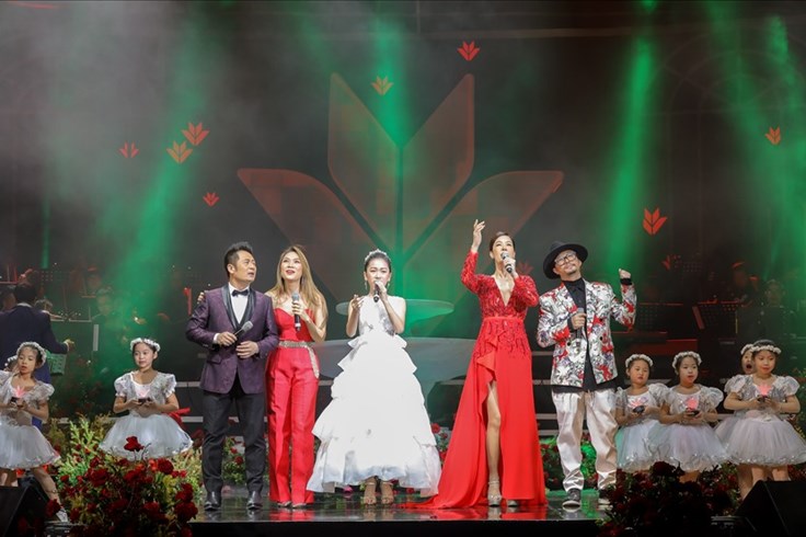 Dàn sao Việt hội ngộ trong đêm nhạc "Vườn thịnh vượng"