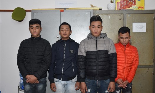 Bốn đối tượng trộm cắp xe máy, làm giả giấy tờ ở Quảng Nam. Ảnh: Công an