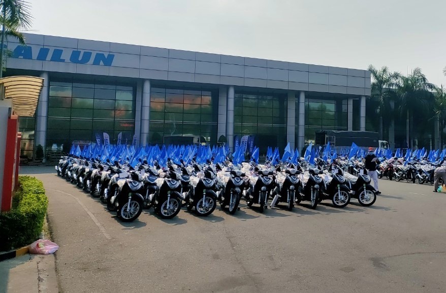 Công ty ở Tây Ninh đã quyết định thưởng 200 xe máy cho lao động động xuất sắc. Ảnh: T.Thông