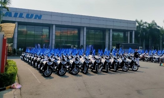 Công ty ở Tây Ninh đã quyết định thưởng 200 xe máy cho lao động động xuất sắc. Ảnh: T.Thông
