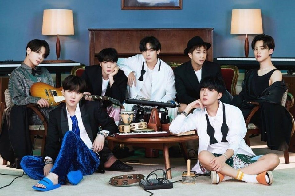 "BE" của BTS đạt thành tích mới tại Nhật Bản. Ảnh MV. "BE" của BTS đạt thành tích mới tại Nhật Bản. Ảnh MV.